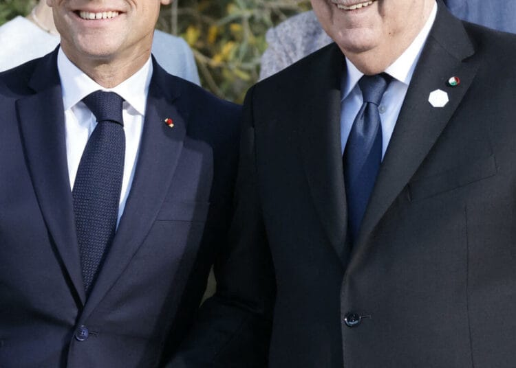 Algérie: Le ministre de l'Intérieur français attendu?