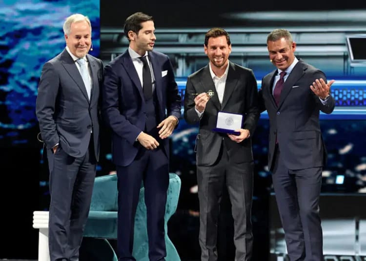 Lionel Messi reçoit les clés de Miami et enchante ses fans