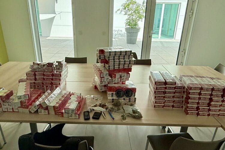 500 paquets saisis : l’étonnant voyage de 3 Algériens