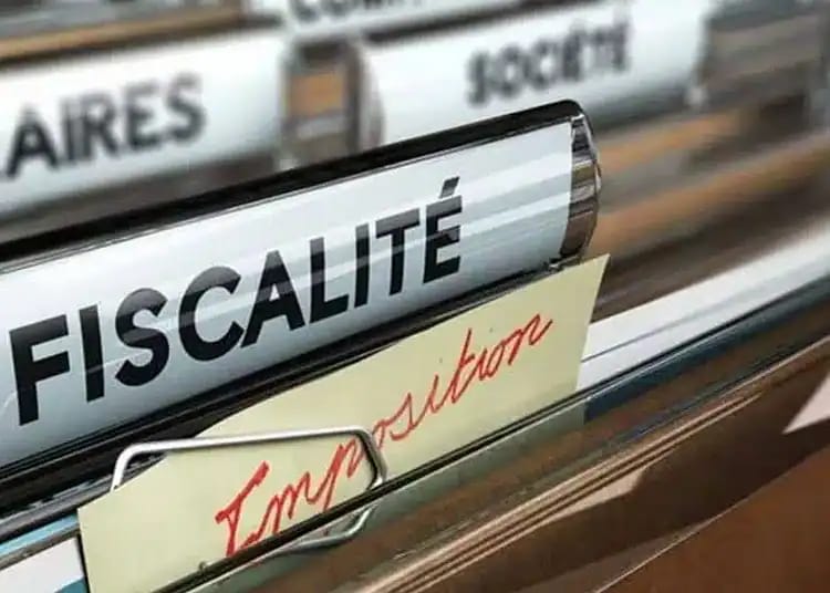 Découvrez l'élargissement surprise de la régularisation fiscale en Algérie Signes de fiscalité et de régularisation fiscale en Algérie.